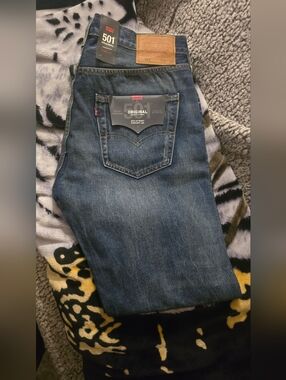 Levi's Premium Men 501 Original Selvedge Straight Leg Button Fly Jeans Blue NWT